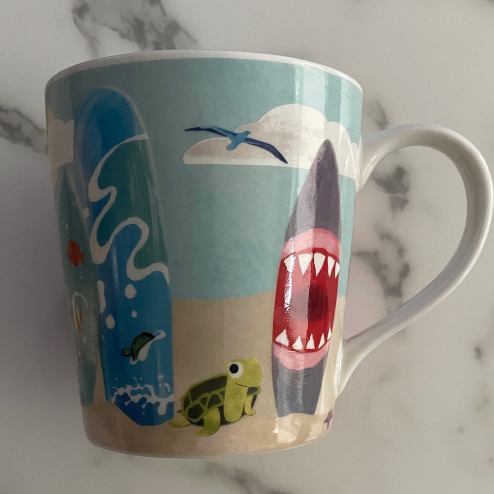 Starbucks 2010 Hawaii Beach Surfboard Shark Turtle Blue Ocean Theme Mug 10oz